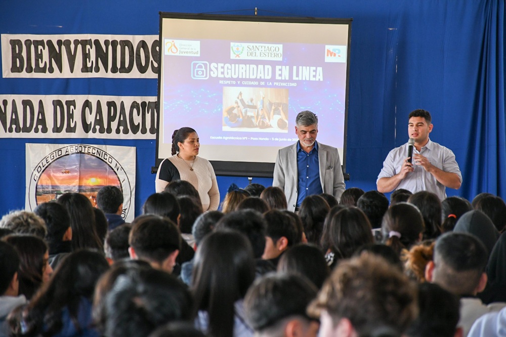 REALIZARON EN POZO HONDO LA JORNADA «EN ECO DE UN CLICK: CÓMO CUIDARNOS Y CÓMO CUIDAR»