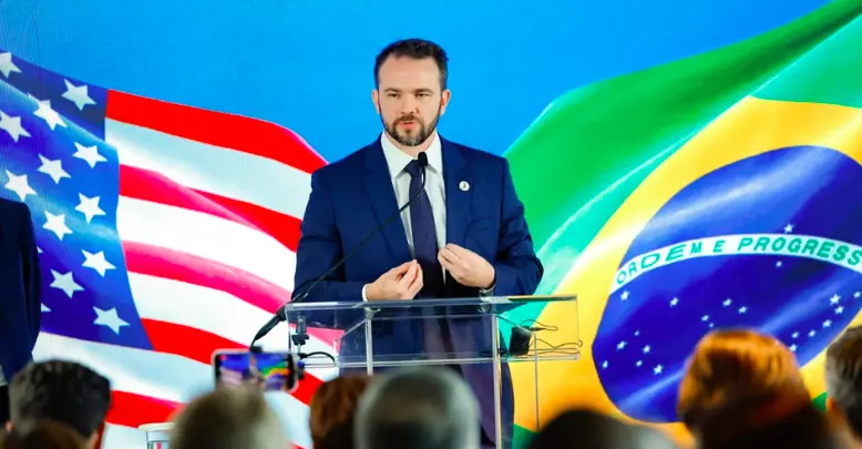 El ministro de Hacienda de Brasil llamó “payaso” a Javier Milei