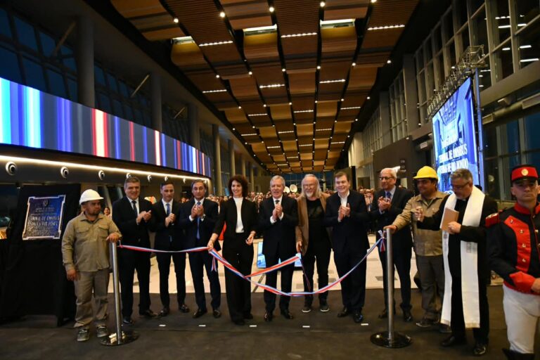 El Gobernador Elías Suárez inauguró la nueva Terminal de Ómnibus de Las Termas de Río Hondo