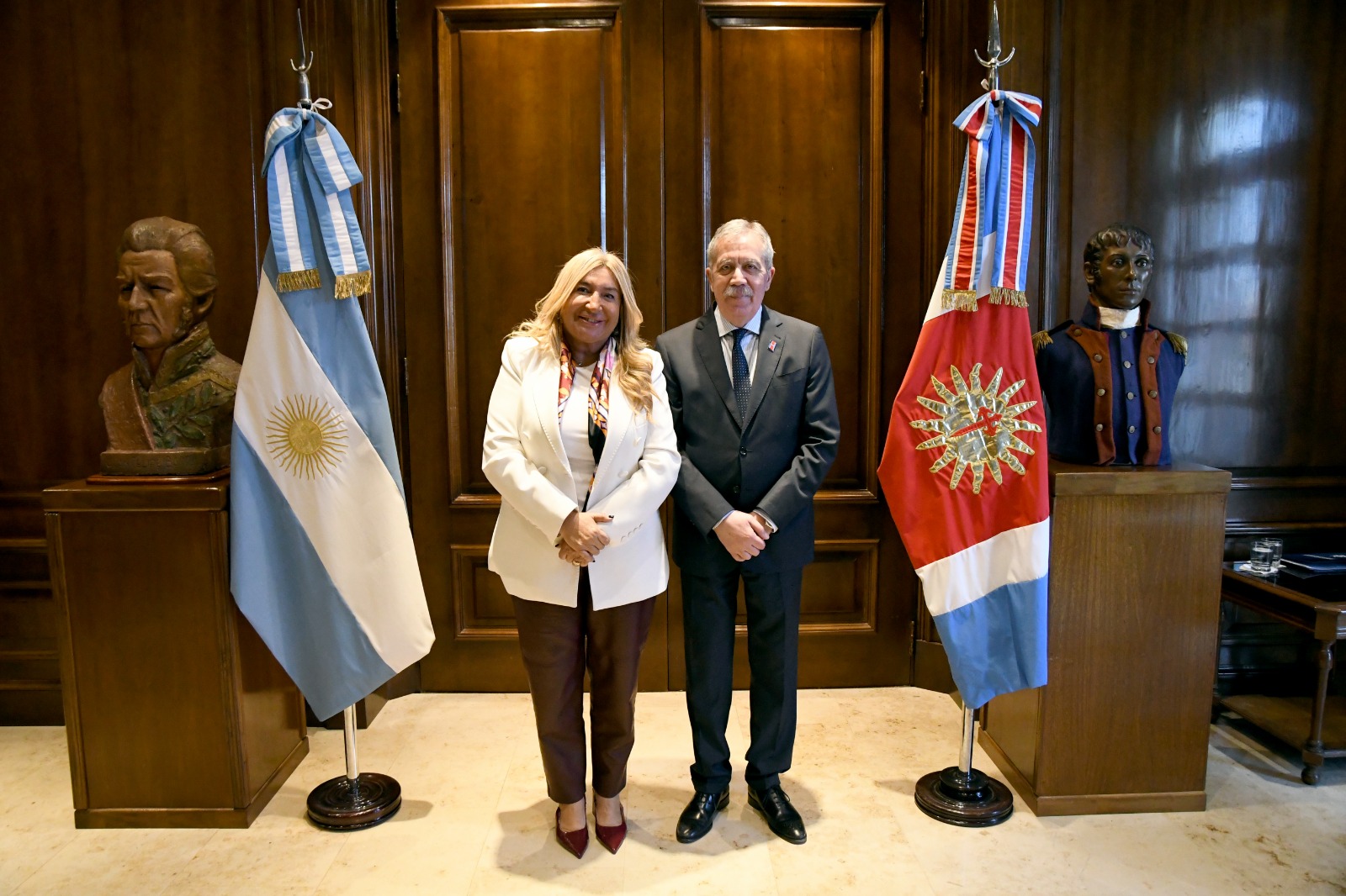 El gobernador Elías Suárez recibió a la presidenta de la Federación Argentina de la Magistratura y la función judicial